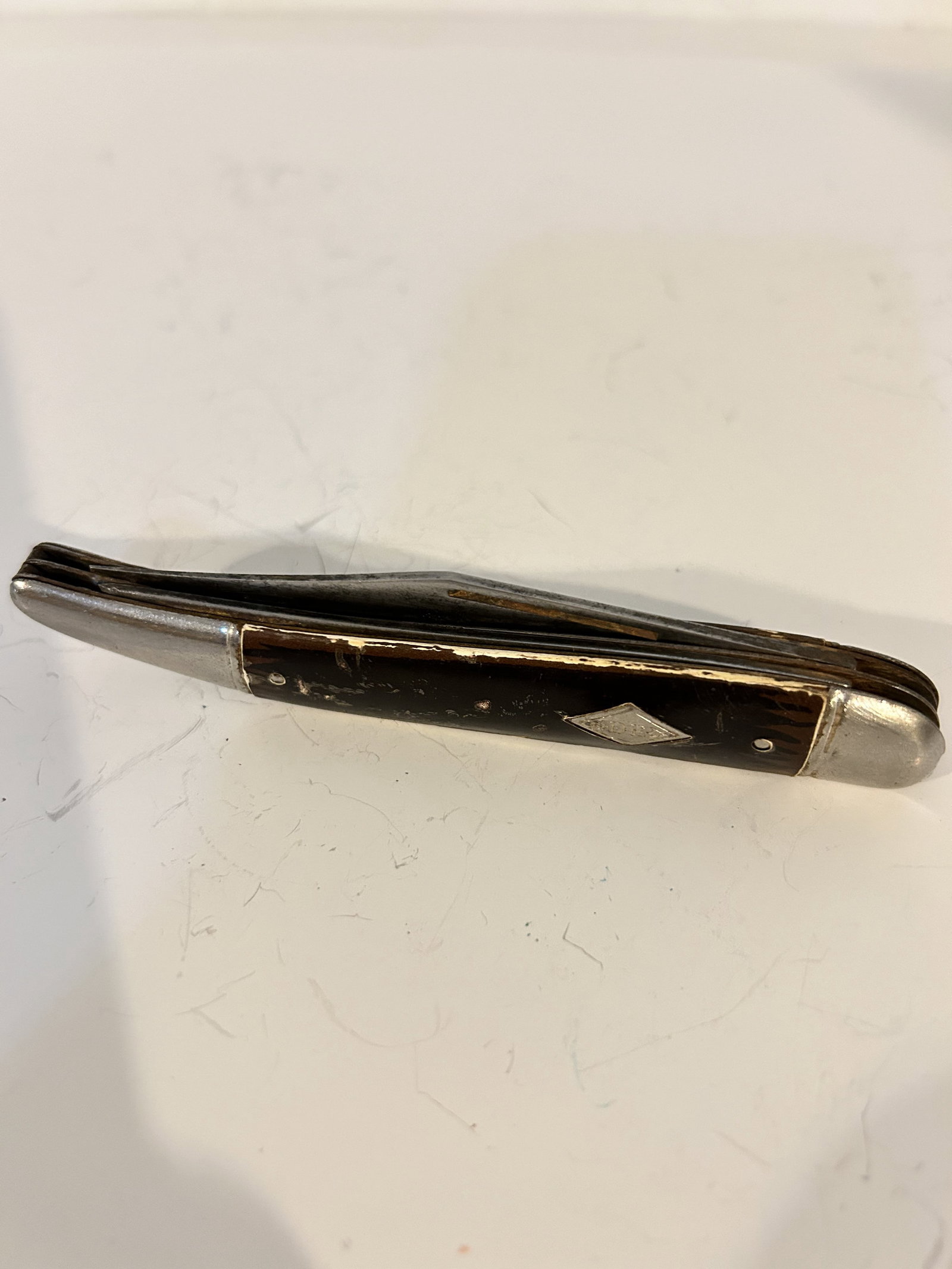 Vintage Imperial Folding Pocket Knive DE. USA (1 of 3)