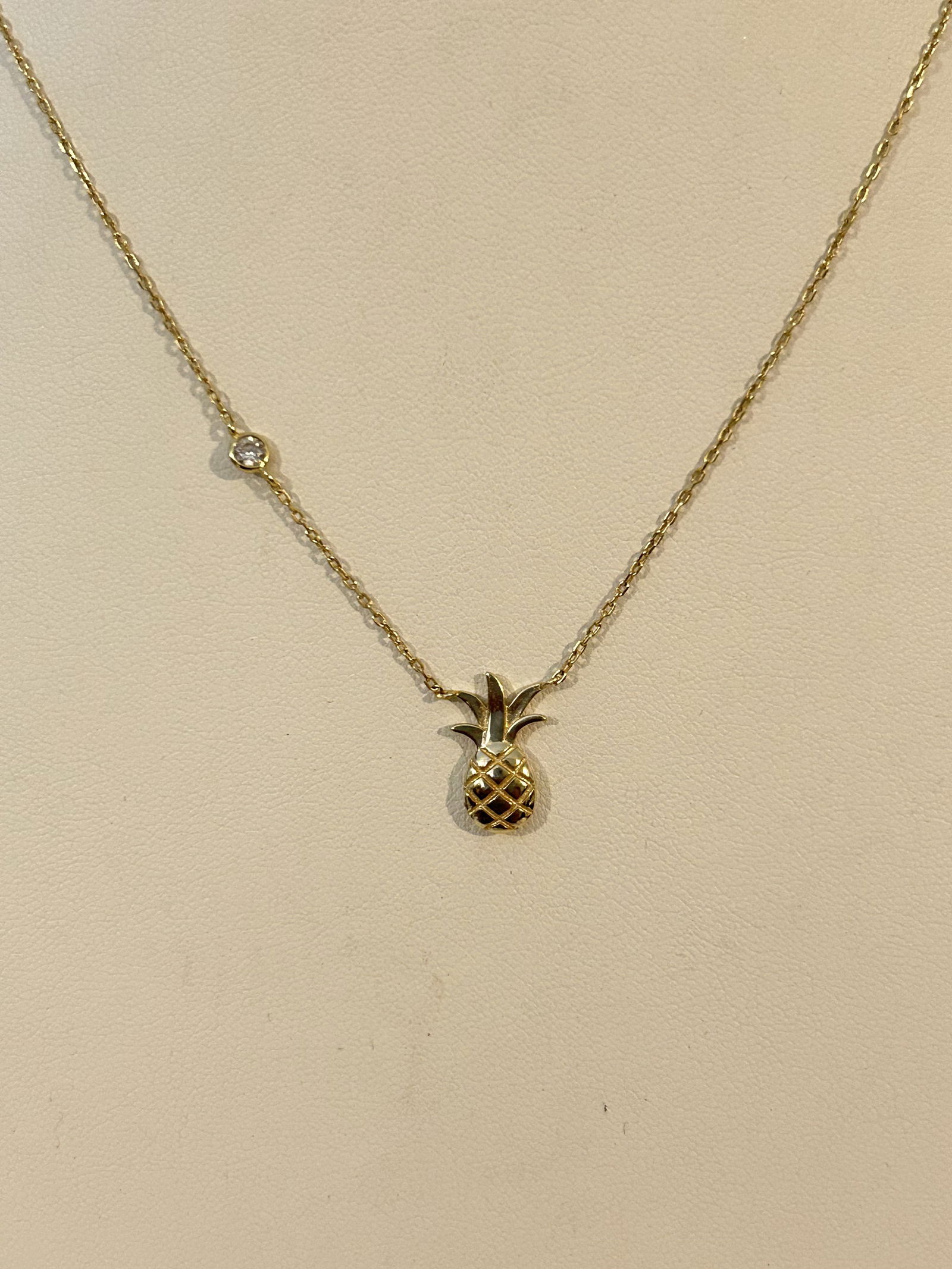 Vintage sterling silver vermeal pineapple pendant necklace 17" (1 of 5)