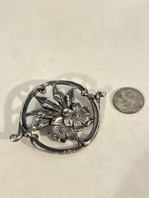 Vintage Sterling Silver heavy flower Brooch