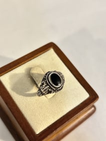 Vintage Sterling Silver onyx Ring sz 6