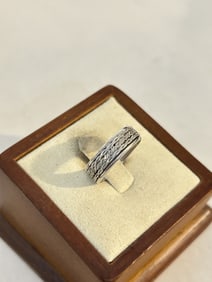 Vintage sterling silver band Ring sz 6