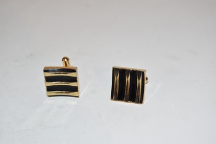 Vintage black enamel gold tone Cufflinks
