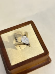 Vintage sterling silver Ring sz 9