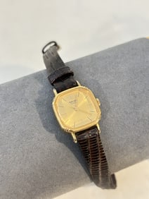 Vintage Seiko Gold tone 5421 Lady Quartz Watch Japan Octagonal works great!!!