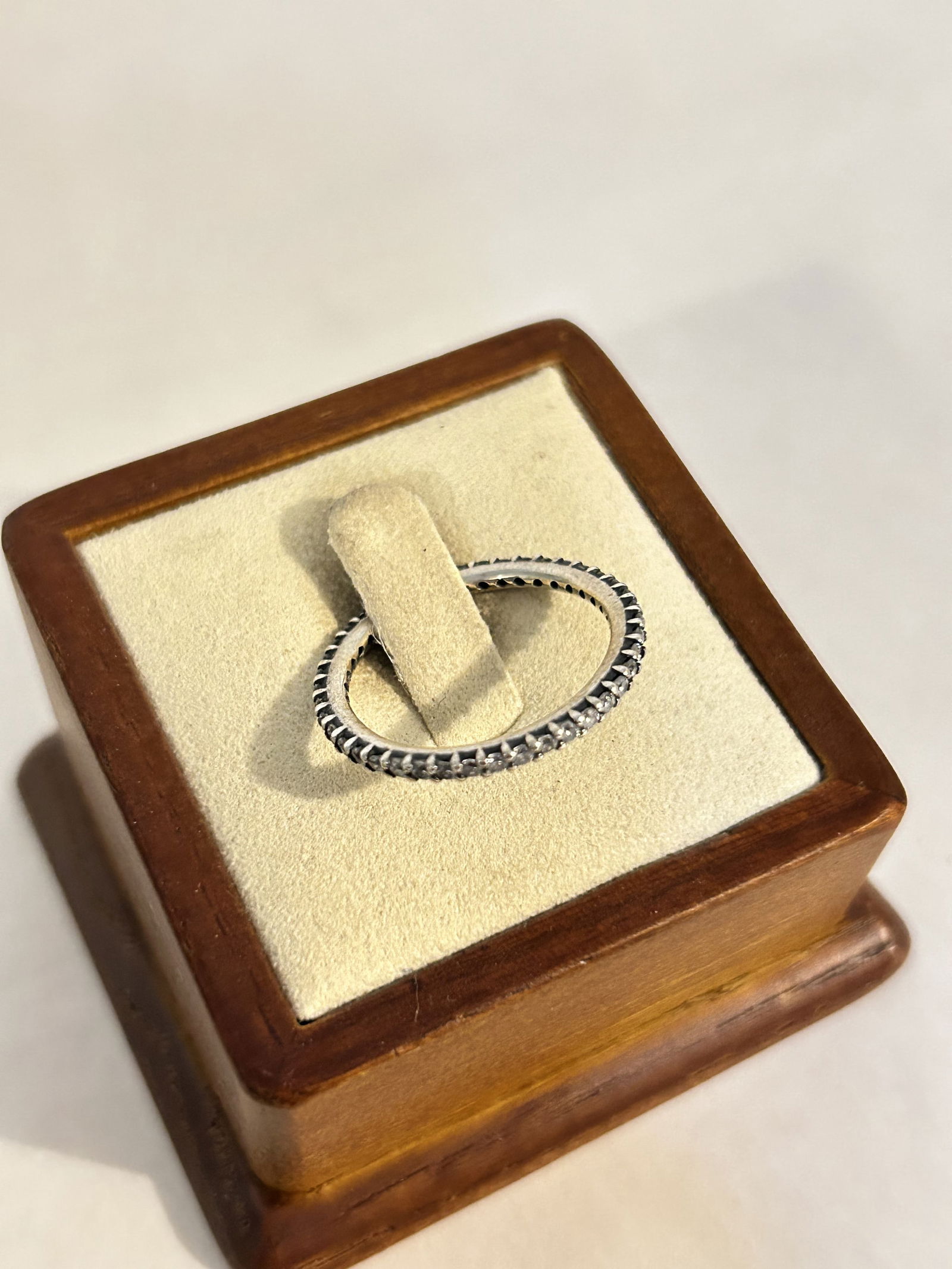 Genuine Pandora Sterling Silver Ring sz 8.5 (1 of 3)