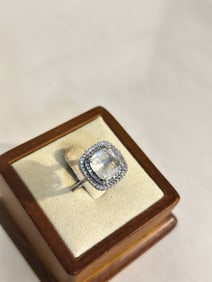 Vintage Sterling Silver cz Elegant Ring sz 8