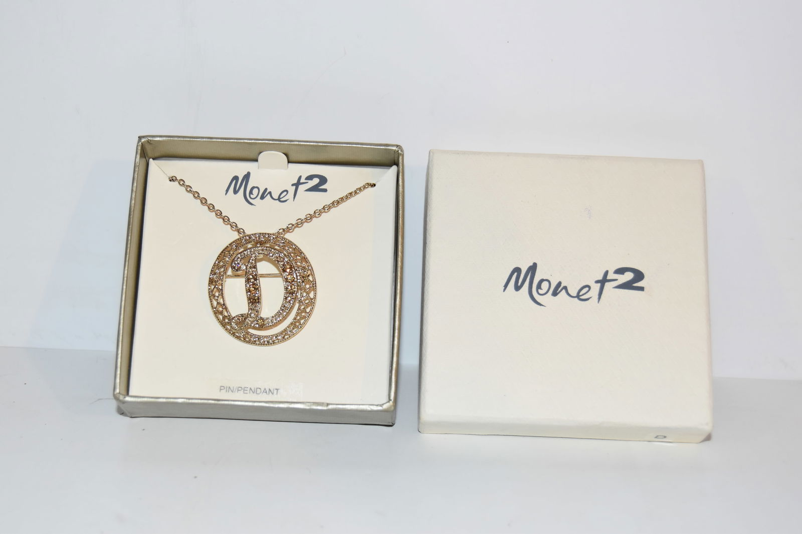 Vintage Monet gold Tone Chain Initial Letter D Pendant Necklace 22" (1 of 3)