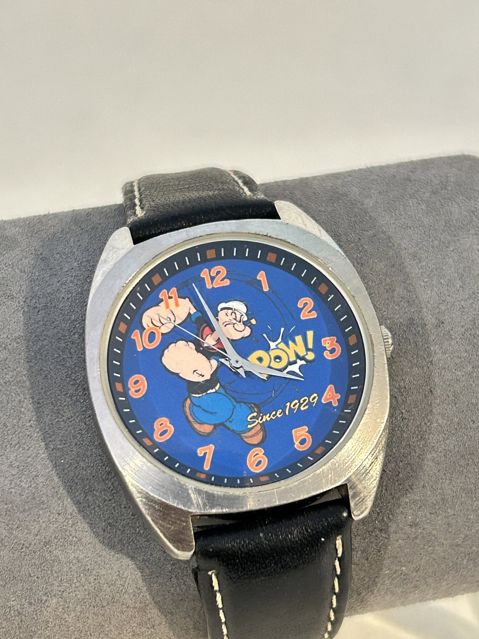 2004 Popeye Sailor 75th Anniversary Watch Rare Black Leather Band works great !!!: 2004 Popeye Sailor 75th Anniversary Watch Rare Black Leather Band works great !!! Please view all photos as they are part of the description and condition of this Item, Feel free to contact me with qu