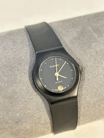 vintage Tourneau watch Quartz movenent works great!!!