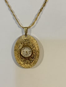 Andre Bouchard 21 Jewels Wind Up Vintage Necklace Pendant Watch works great!!!