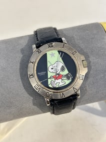 Vintage Armitron SNOOPY (Magician) Watch works great!!!