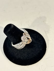 Vintage Sterling Silver rhinestone Ring sz 8