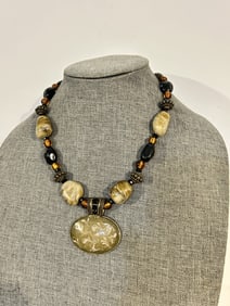 Vintage Old Chicos Beaded pendant Necklace 16"