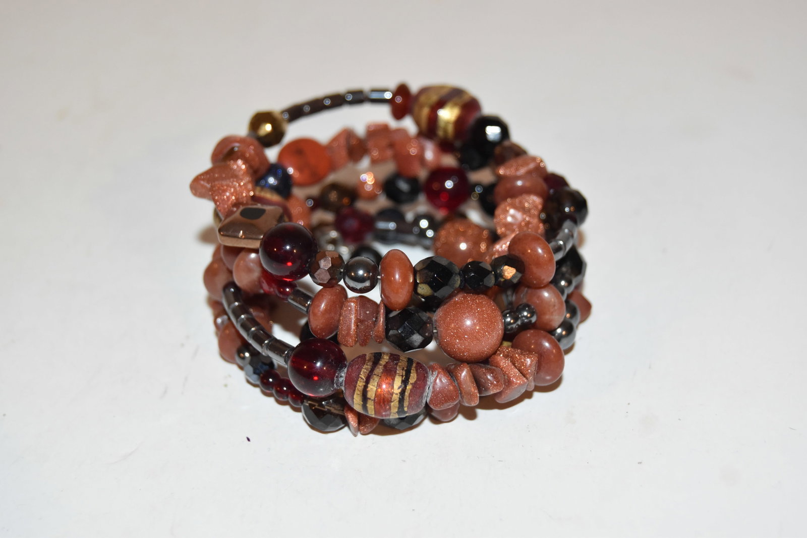 murano glass bracelet stretch: murano glass bracelet stretch Please view all photos as they are part of the description and condition of this Item, Feel free to contact me with questions or picture requests! Used Item AS IS