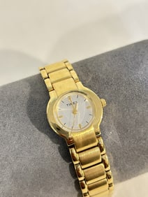 Vintage timex quartz working gold tone Watch