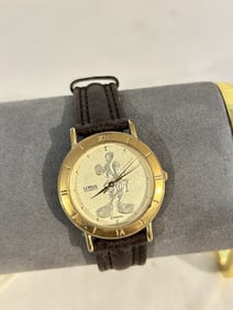 vintage lorus mickey mouse watch goldtone quartz working