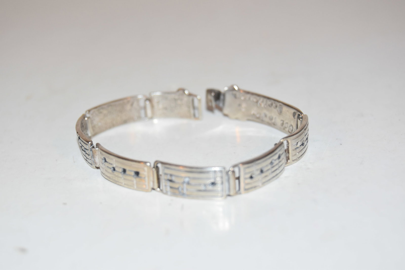 Sterling Silver Shube Dakota West Ode to Joy Beethoven Music Notes Bracelet 8" (1 of 4)