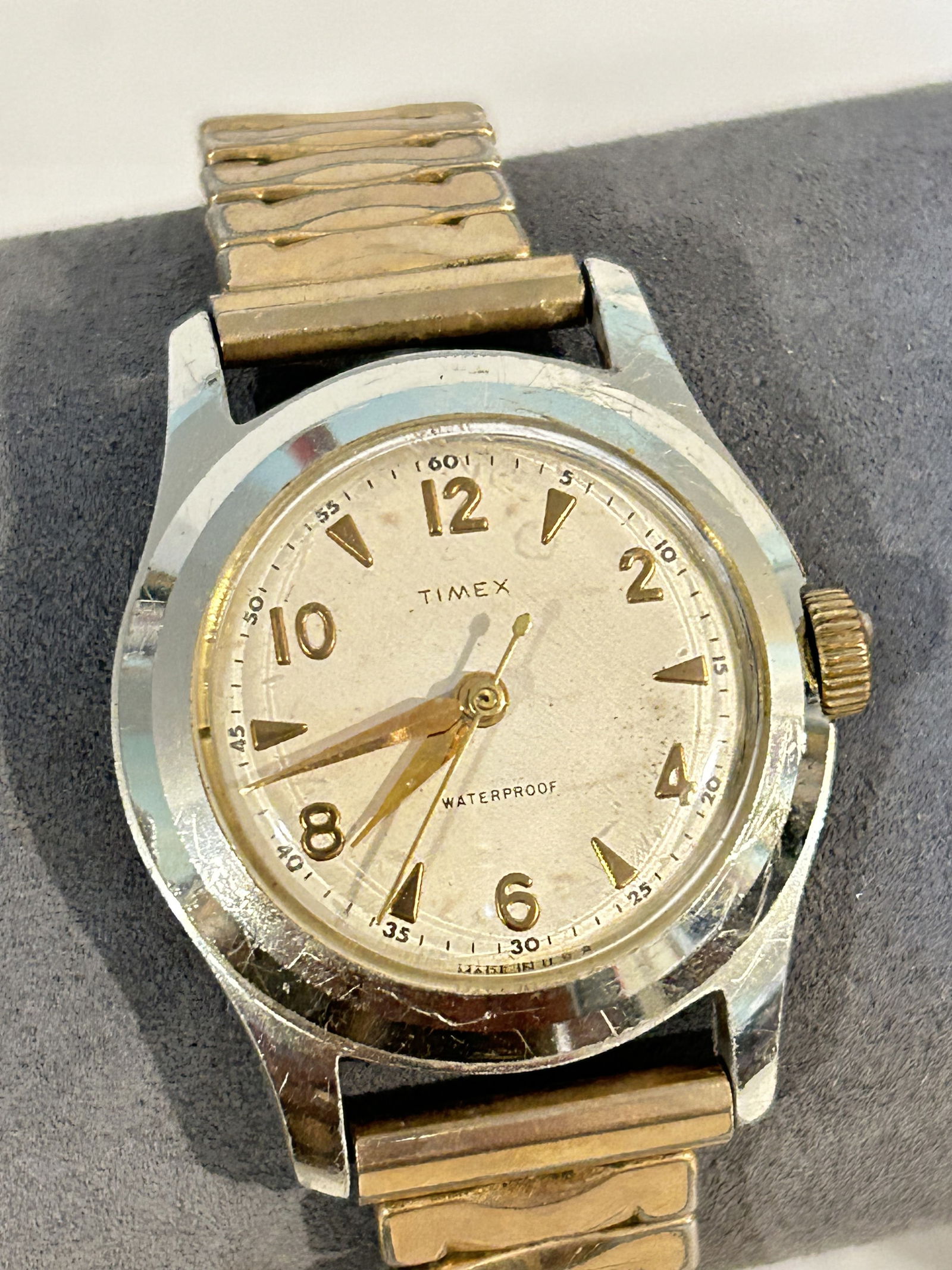 Vintage 1953 Rare US Time Timex Waterproof Dustproof Watch in great shape mechanical: Vintage 1953 Rare US Time Timex Waterproof Dustproof Watch in great shape mechanical Please view all photos as they are part of the description and condition of this Item, Feel free to contact me with