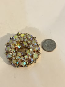 Vintage Rhinestone Brooch unmarked high quallity brooch 2 1/4"