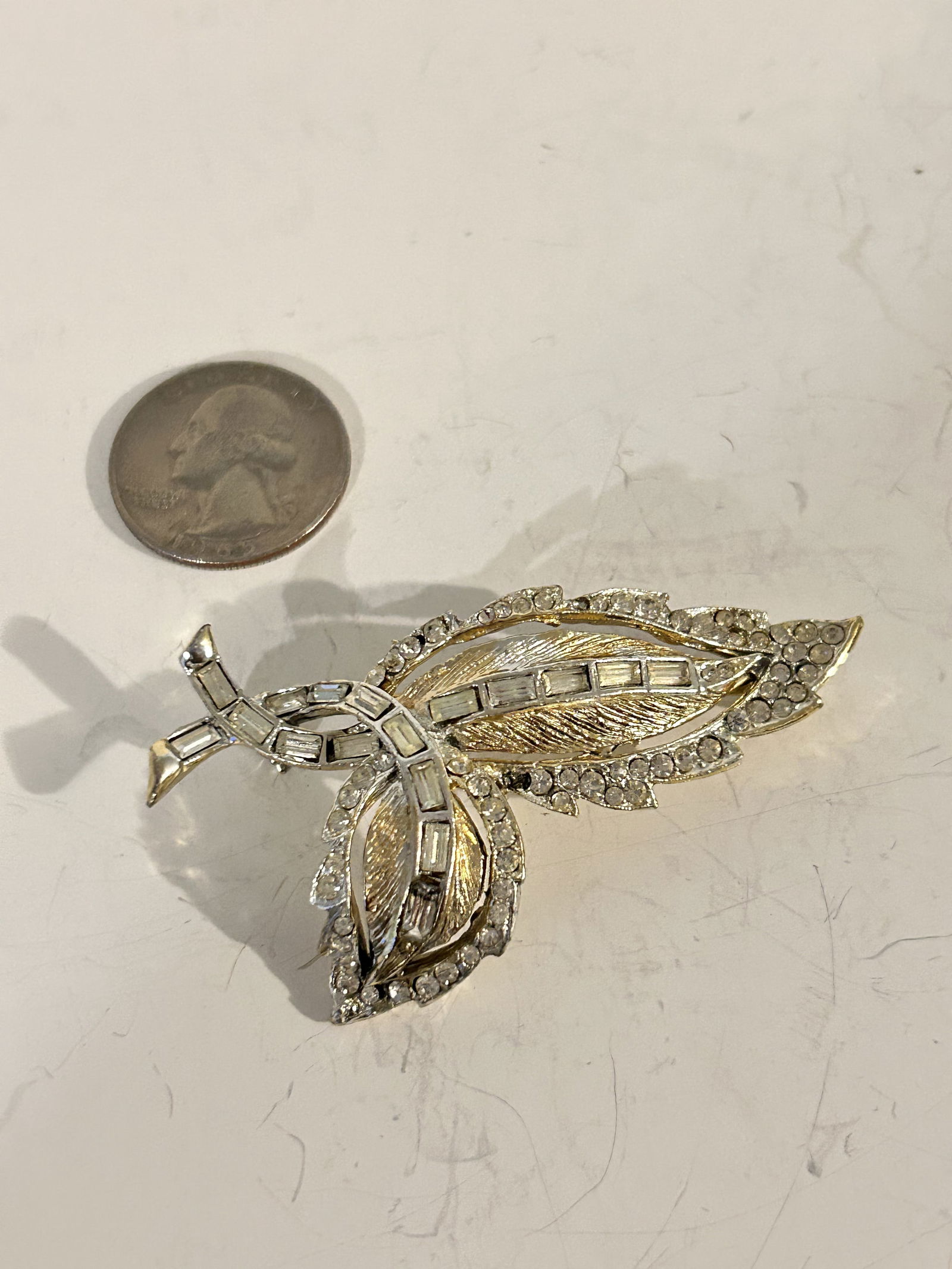 Signed Vintage Weiss Rhinestone Brooch floral 2 3/4" (1 of 4)