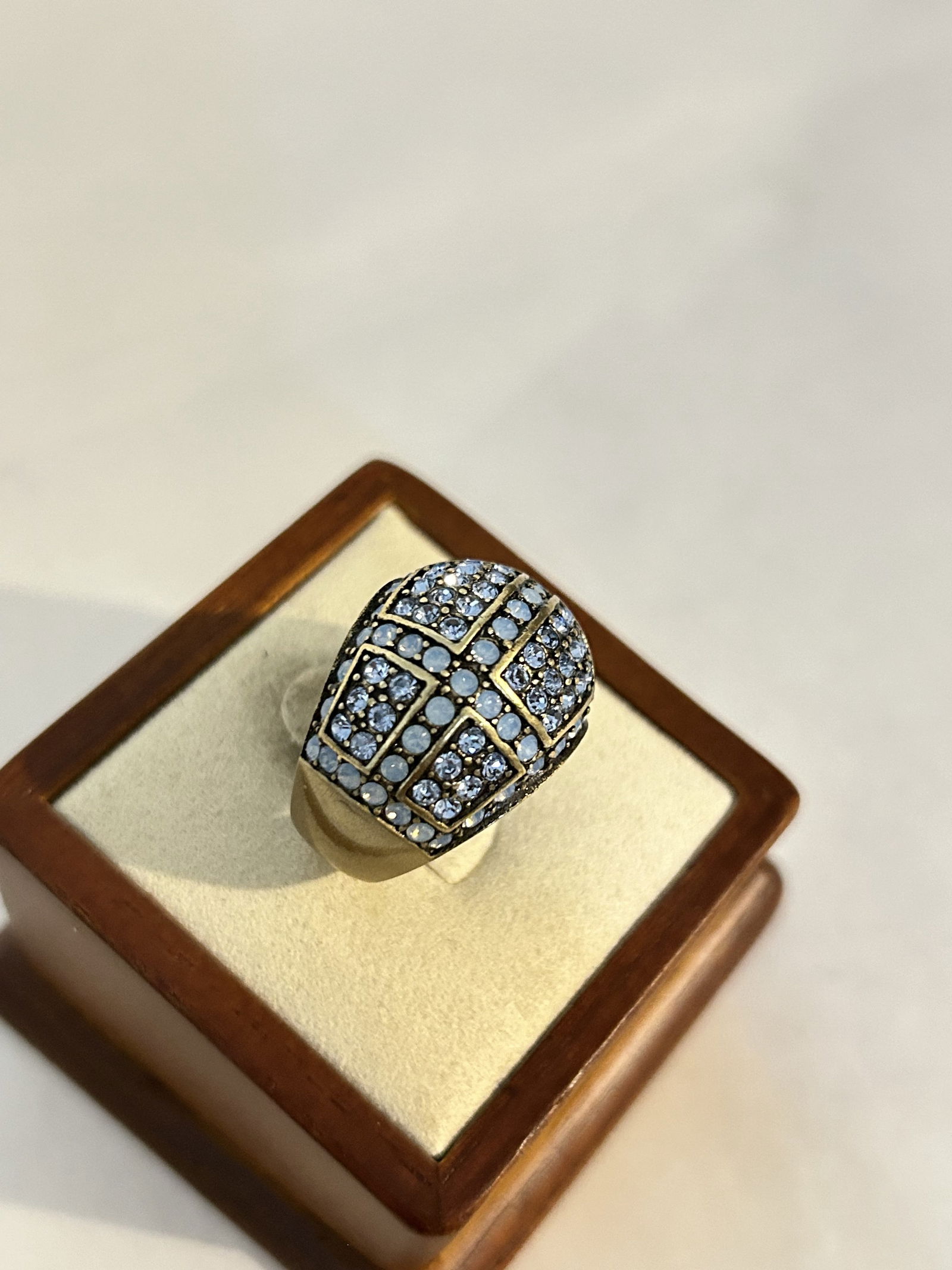 Heidi Daus  Blue Swarovski Crystal Art Deco Style Chunky Dome Ring sz 8 (1 of 4)