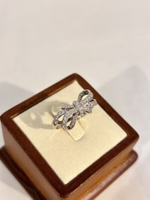 Vintage Sterling Silver korea CZ ribbon Ring sz 8