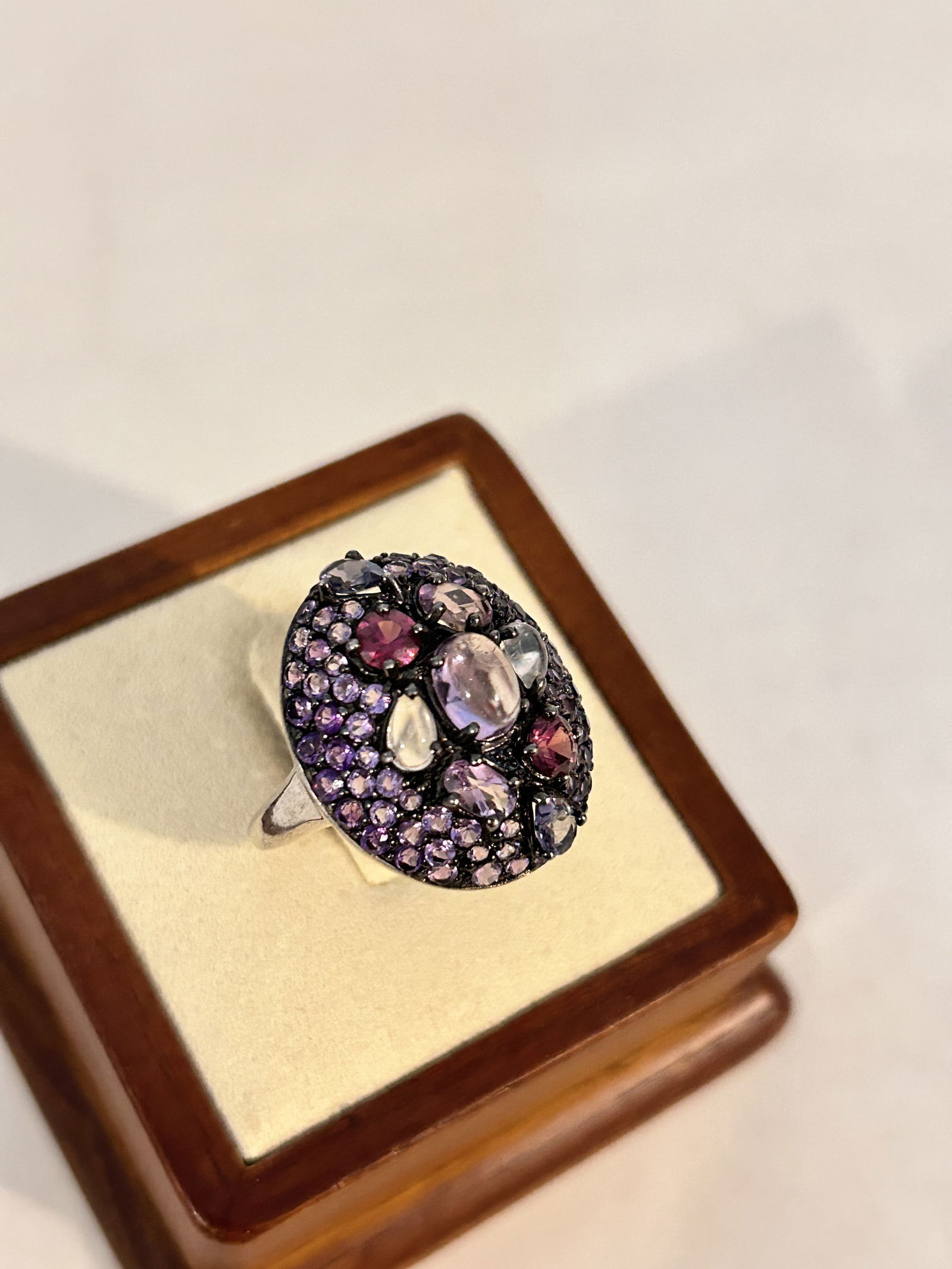 Vintage Sterling Silver multi gem stone Ring sz 8 (1 of 5)