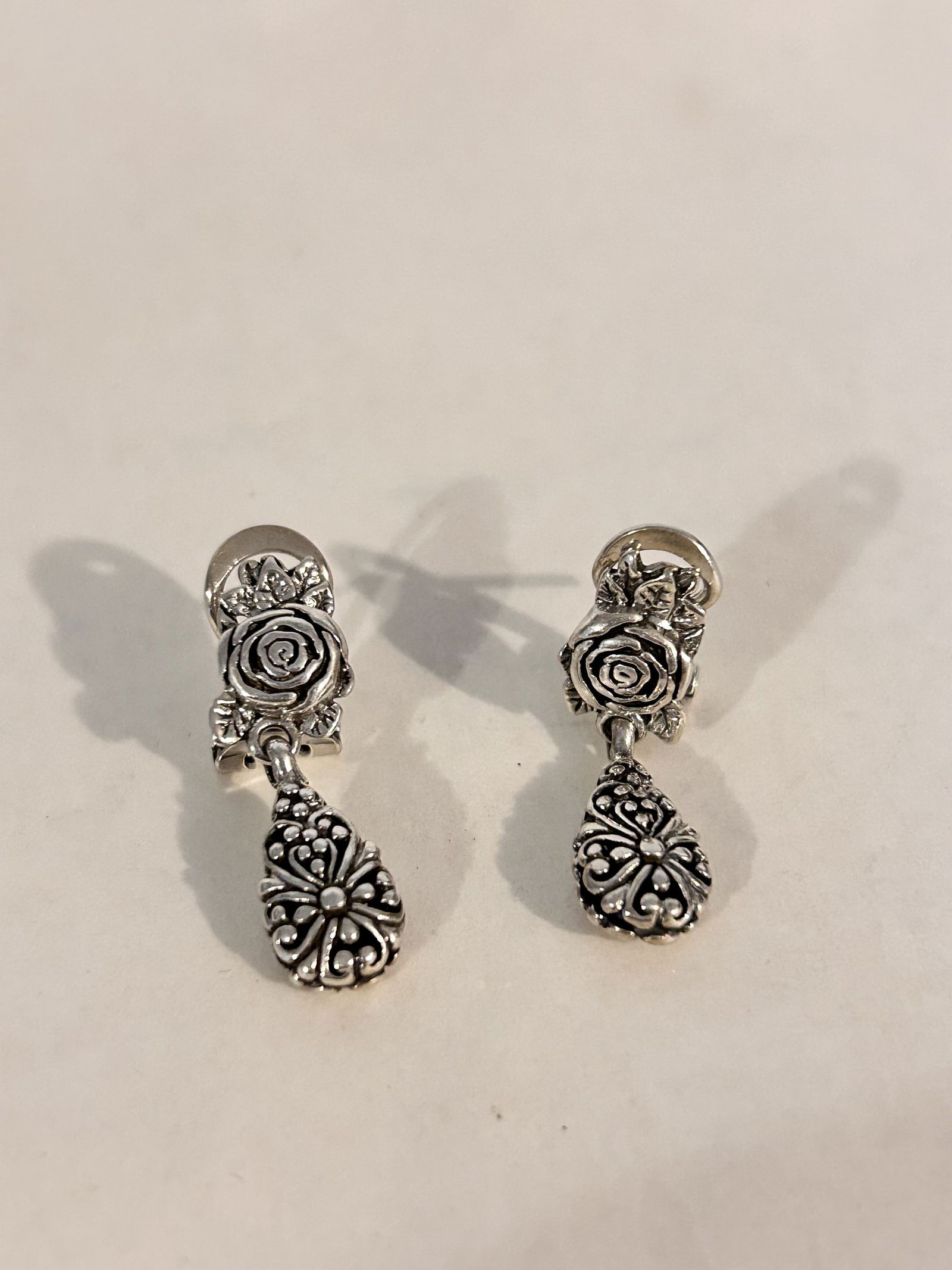 Sarda, Bali Artisan Handcrafted, Sweet Little Pair, Sterling, Earrings (1 of 4)