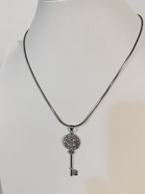 Vintage Sterling Silver thailand key pendant Necklace 16"