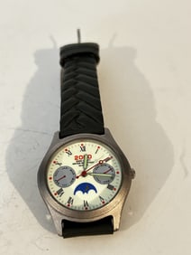 Vintage 2000 moon phase watch working watch