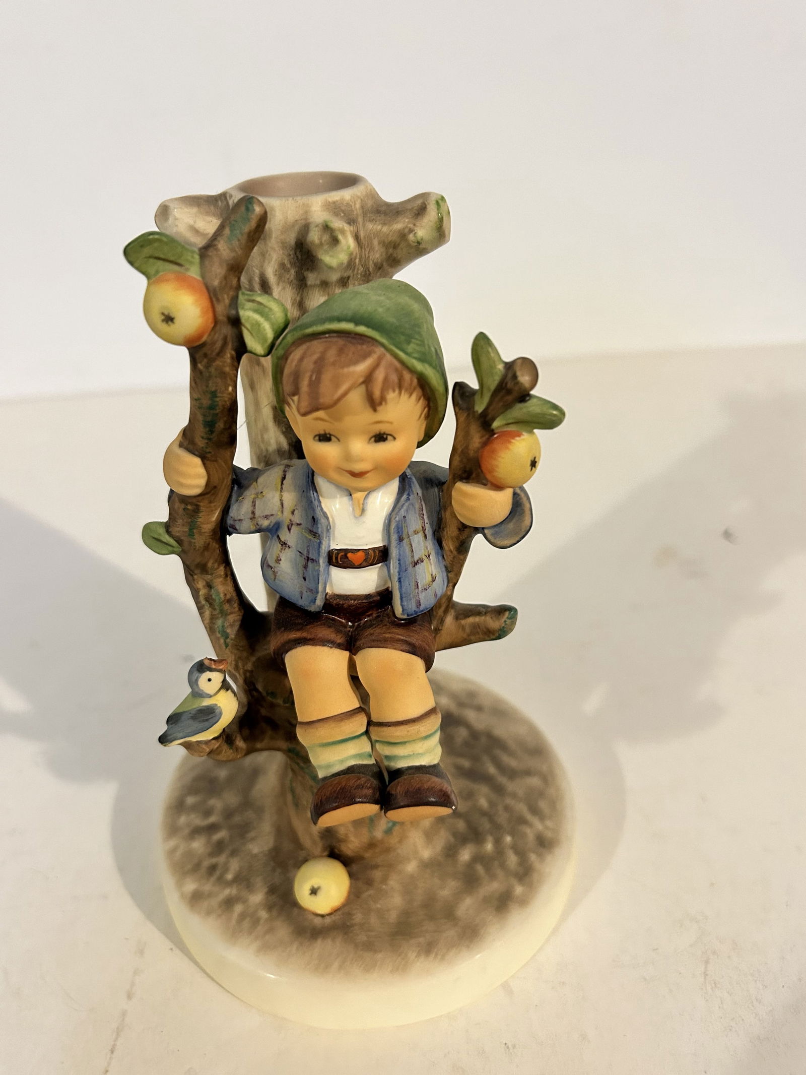 Signed 1988 Goebel #677 Apple Tree Boy Candle Holder,W.Germany: Signed 1988 Goebel #677 Apple Tree Boy Candle Holder,W.Germany Please view all photos as they are part of the description and condition of this Item, Feel free to contact me with questions or picture