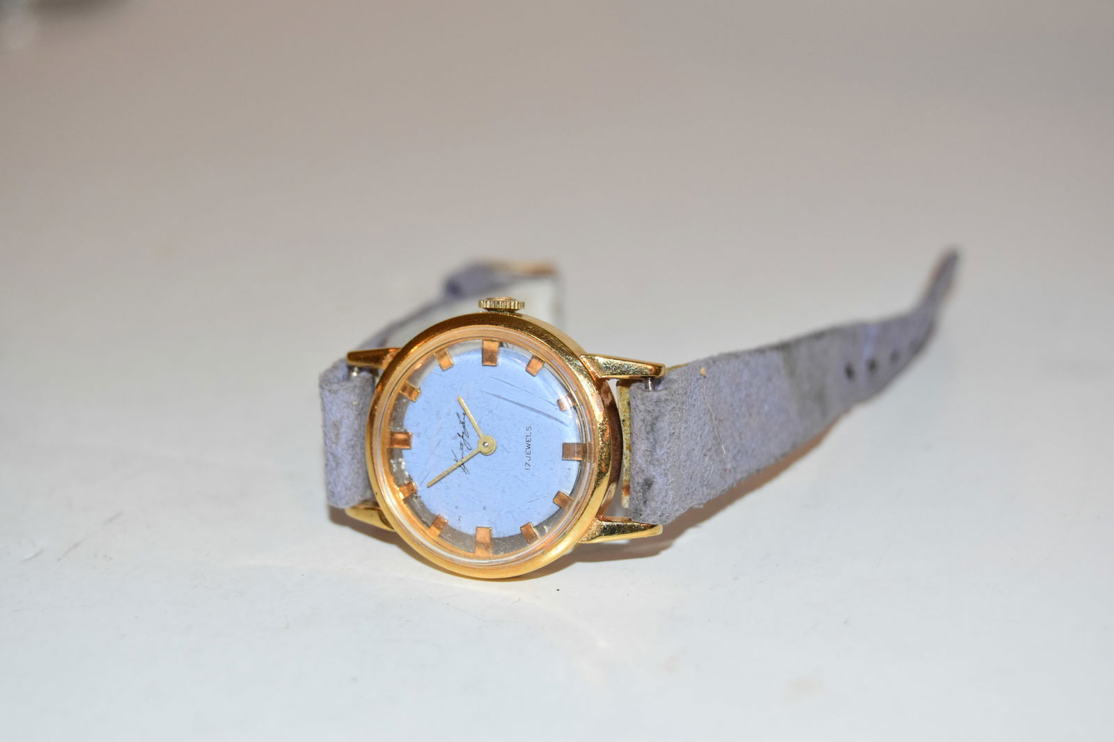 KJL Kenneth Jay Lane Gold Tone Vintage Inspired Watch Leather Strap works great!!! (1 of 4)