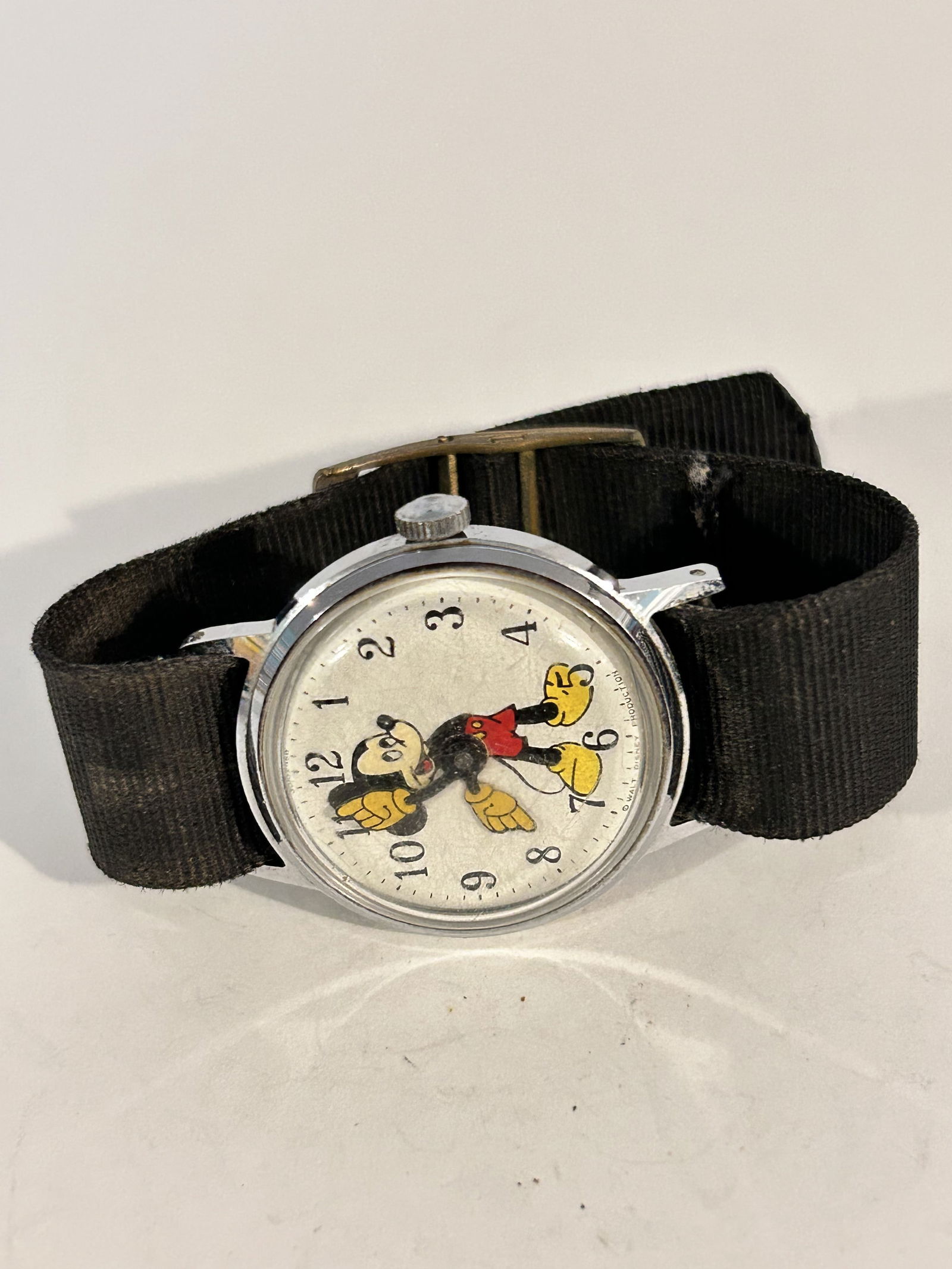 Vintage 1968 US Time Mickey Mouse Fun Timer 30mm Case Watch working (1 of 4)