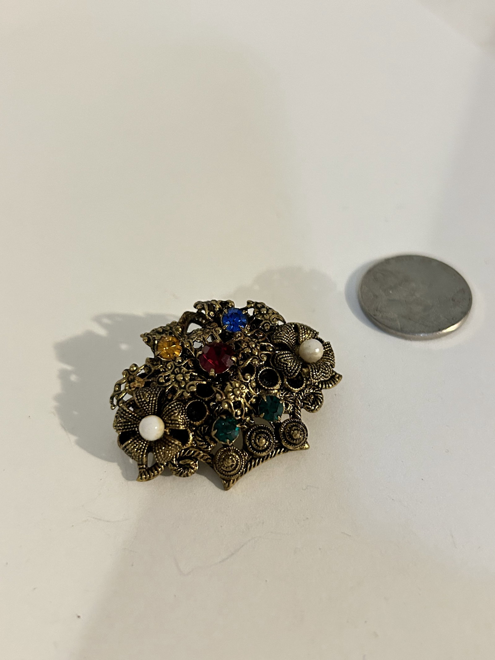 Vintage Czech Glass Fruit Salad Filigree Brooch: Vintage Czech Glass Fruit Salad Filigree Brooch Please view all photos as they are part of the description and condition of this Item, Feel free to contact me with questions or picture requests! Used 