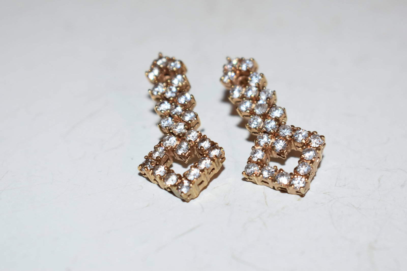 Vintage sterling Silver rhinestone Earrings: Vintage sterling Silver rhinestone Earrings Please view all photos as they are part of the description and condition of this Item, Feel free to contact me with questions or picture requests! Used Item