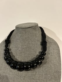 large black onyx graduating beaded necklace 16" new