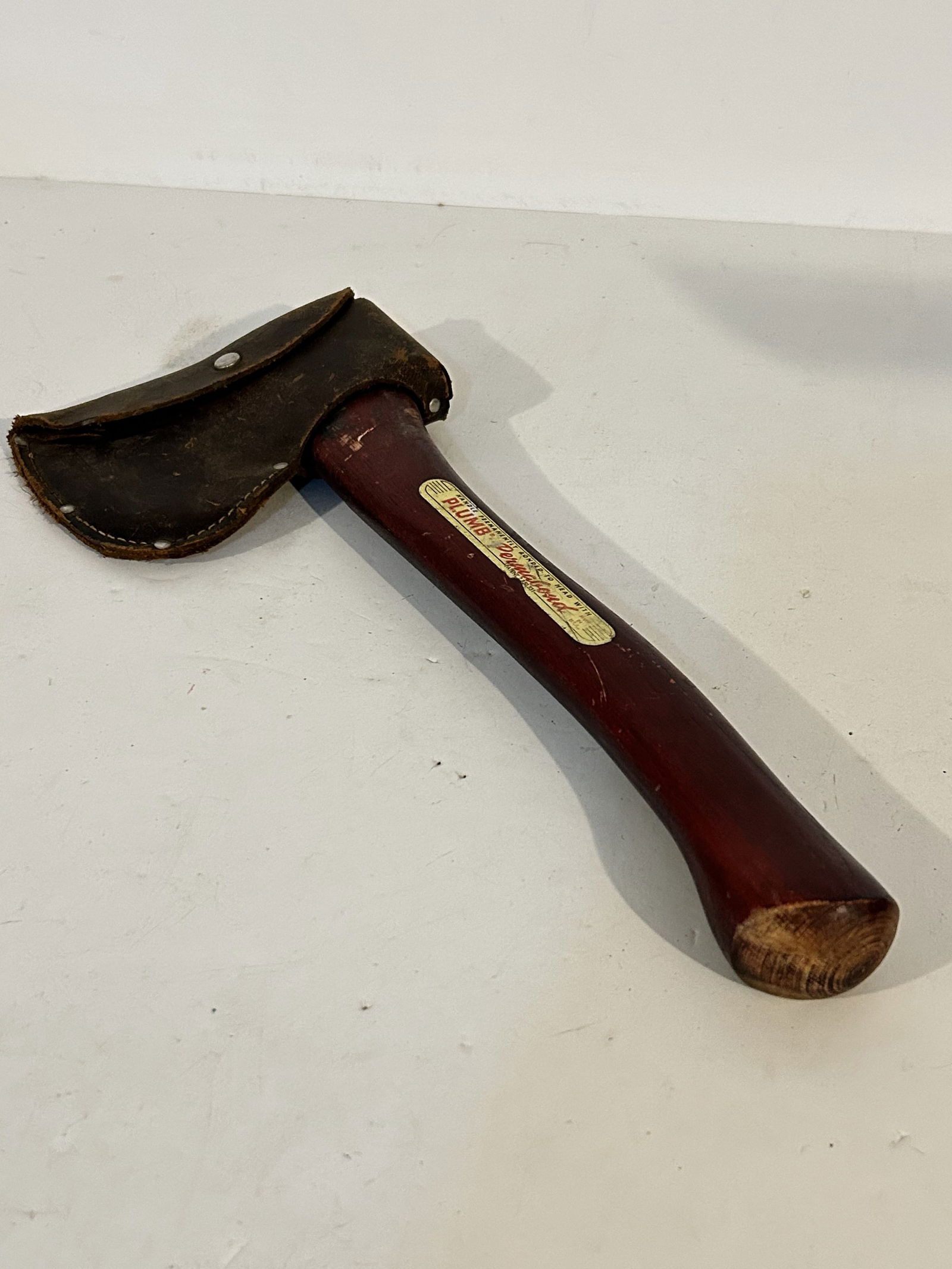 Vintage Plumb Permabond Hatchet USA Axe / Hatchet Sport. (1 of 4)