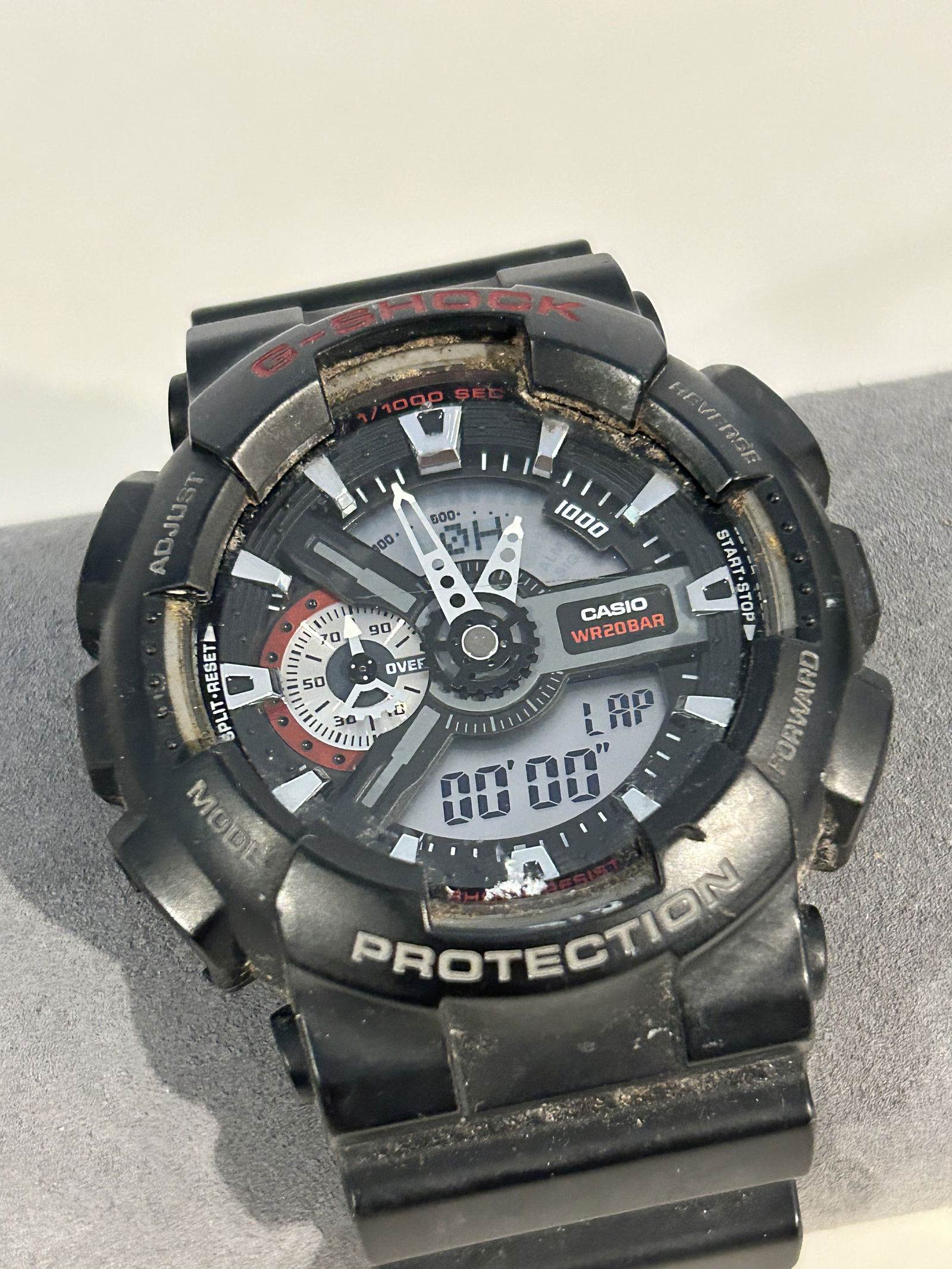 Vintage Casio G-Shock working Watch GA-110 (1 of 4)