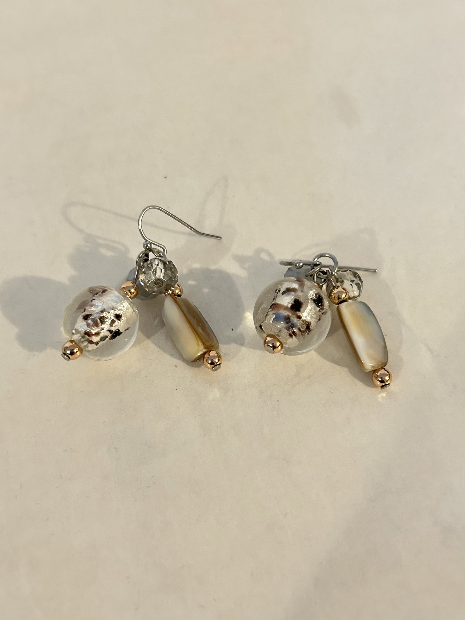 Vintage murano earrings: Vintage murano earrings Please view all photos as they are part of the description and condition of this Item, Feel free to contact me with questions or picture requests! Used Item AS IS