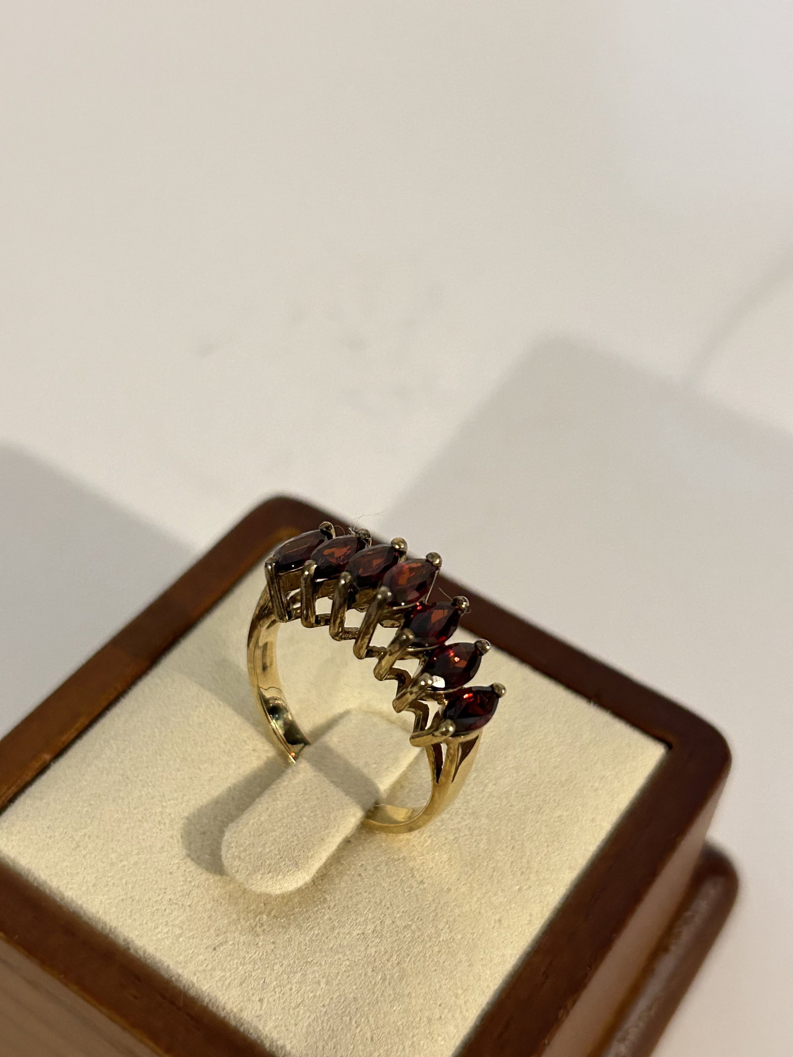 Vintage sterling Silver Amethyst Ring sz 8 (1 of 4)