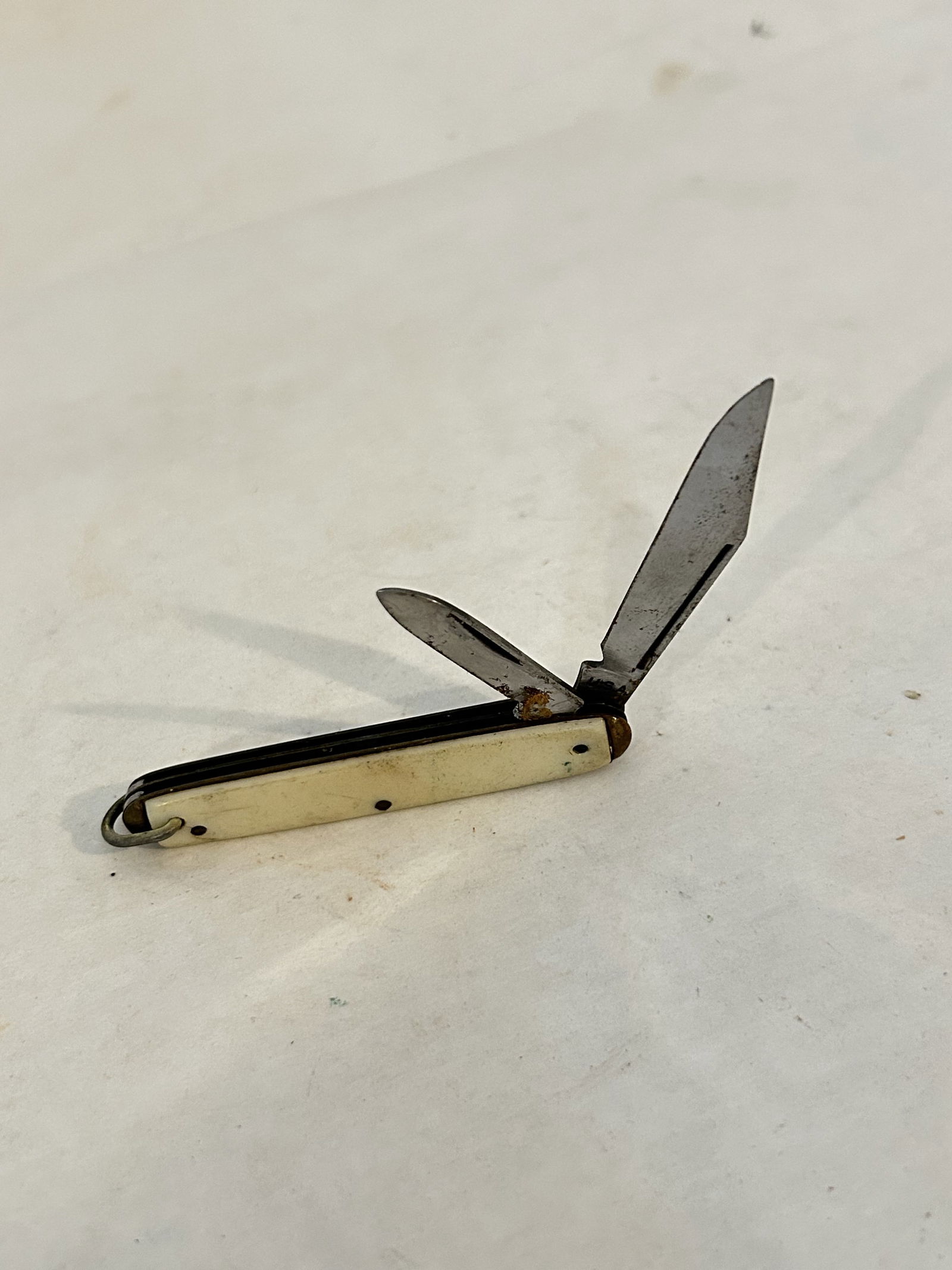 Vintage U.S.A. Knife (1 of 4)