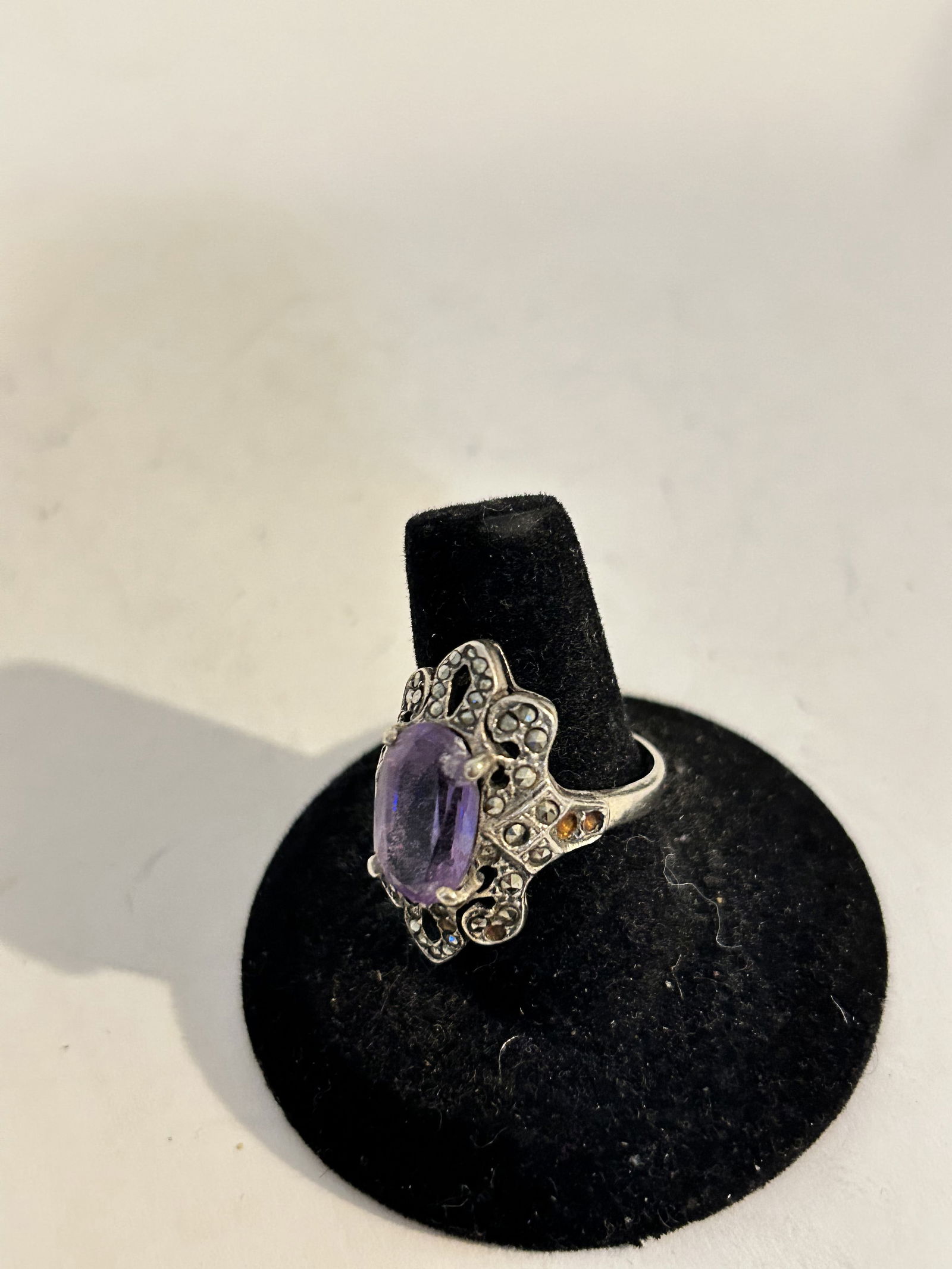 Vintage Sterling Silver Amethyst  marcasite Ring sz 8 (1 of 4)