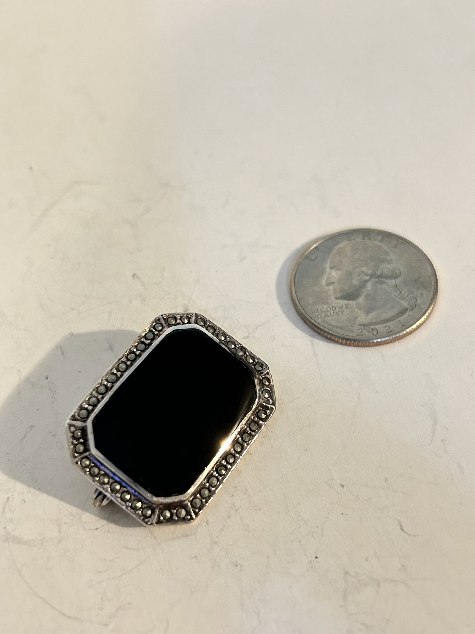 Vintage Sterling Silver marcasite onyz Brooch: Vintage Sterling Silver marcasite onyz Brooch Please view all photos as they are part of the description and condition of this Item, Feel free to contact me with questions or picture requests! Used It
