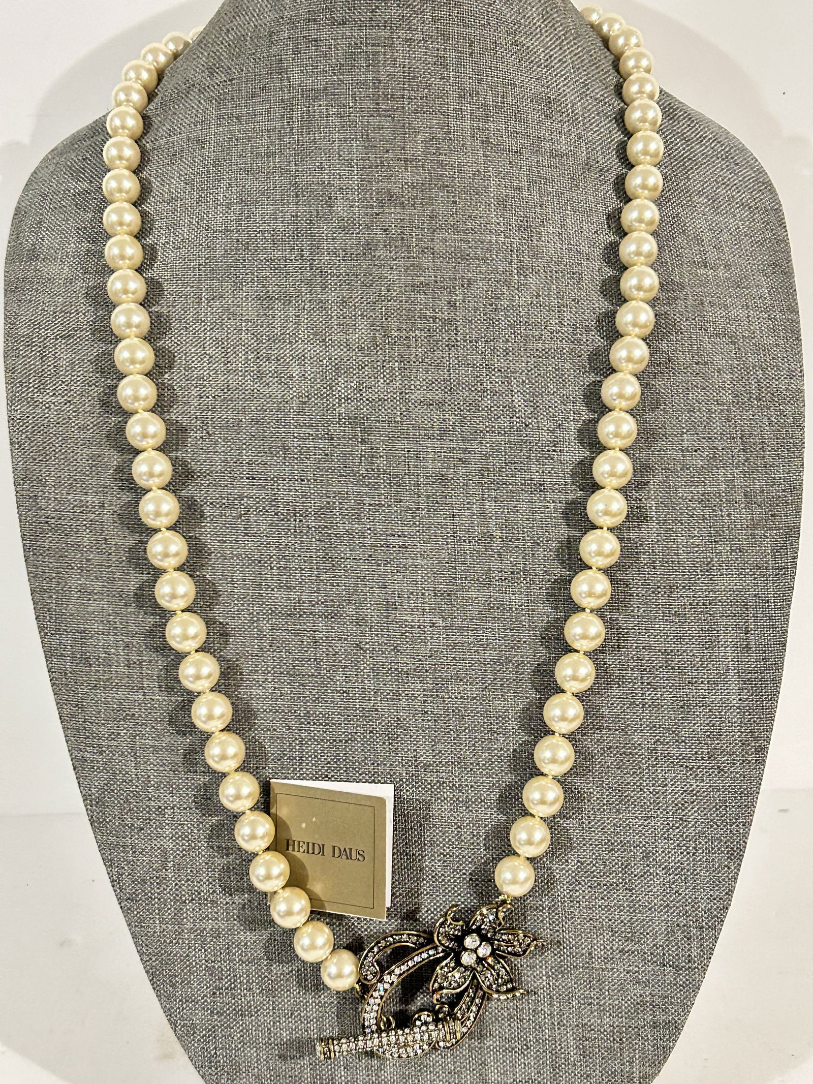 Heidi Daus Pearl & Swarovski Crystals Flower Adjustable Necklace New (1 of 6)