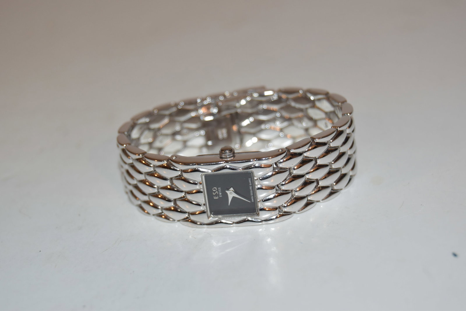 ESQ Swiss Watch Women 17mm Silver Tone Black Dial works great!!!: ESQ Swiss Watch Women 17mm Silver Tone Black Dial works great!!! Please view all photos as they are part of the description and condition of this Item, Feel free to contact me with questions or pictur