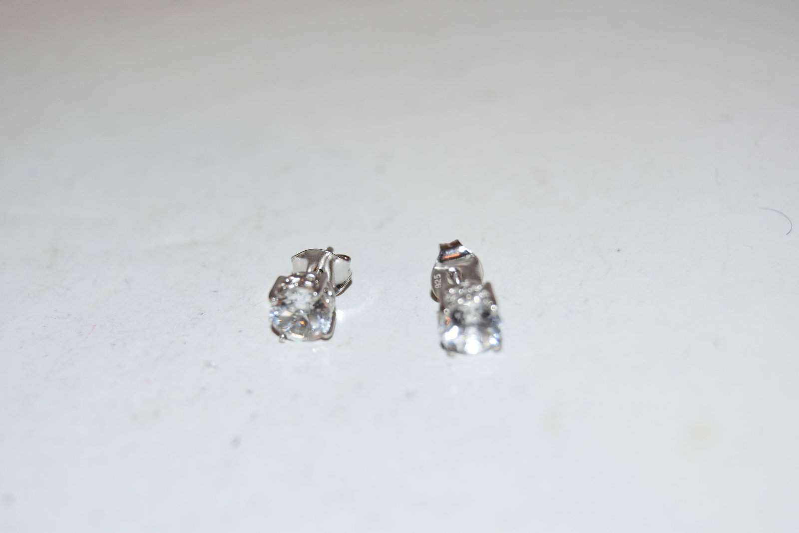 Vintage Sterling Silver STS post spinel earrings: Vintage Sterling Silver STS post spinel earrings Please view all photos as they are part of the description and condition of this Item, Feel free to contact me with questions or picture requests! Used