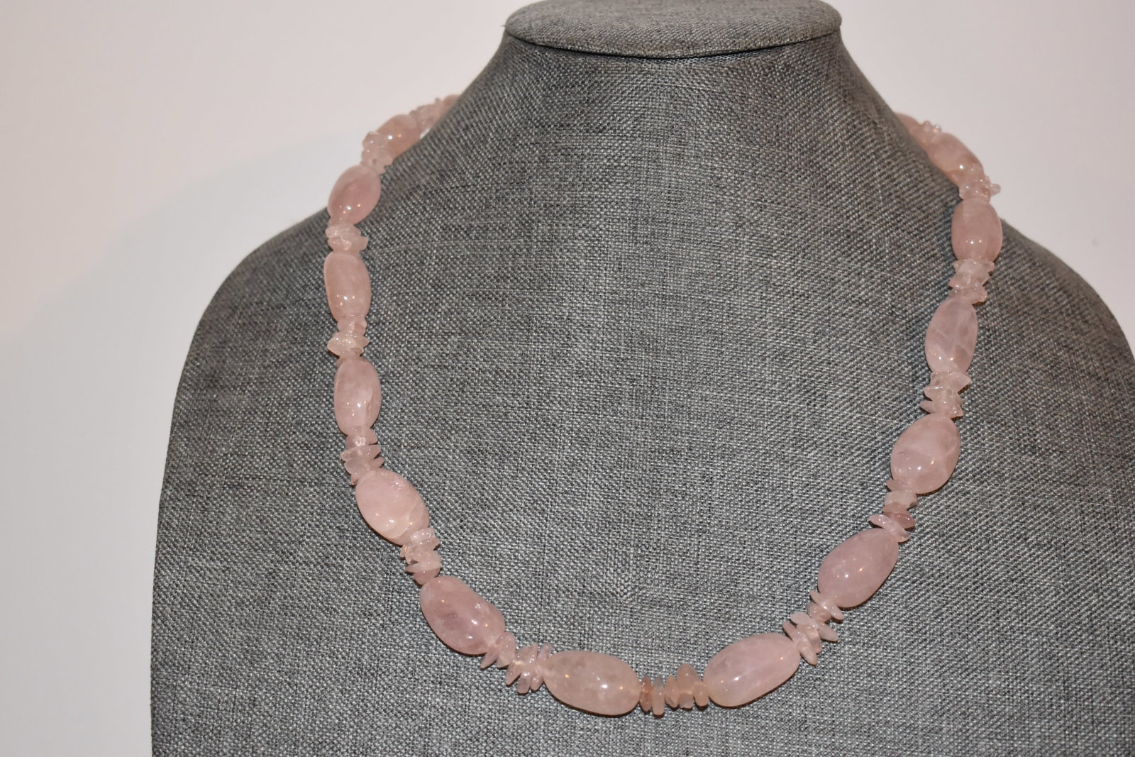 Vintage pink jadeite beaded Necklace 24": Vintage pink jadeite beaded Necklace 24" Please view all photos as they are part of the description and condition of this Item, Feel free to contact me with questions or picture requests! Used Item AS