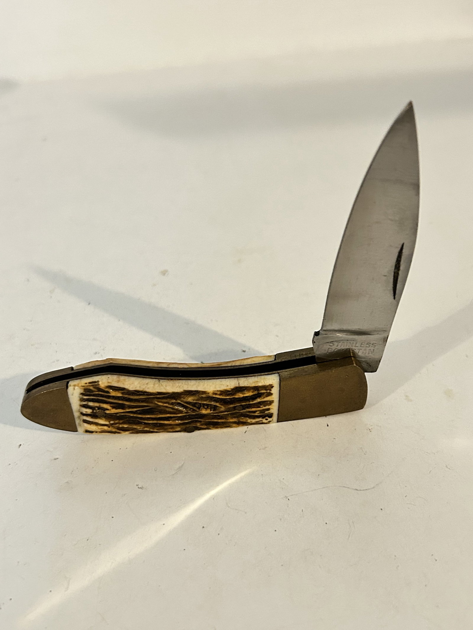 Vintage Pocket Stainless pakistan Knife: Vintage Pocket Stainless pakistan Knife Please view all photos as they are part of the description and condition of this Item, Feel free to contact me with questions or picture requests! Used Item AS 