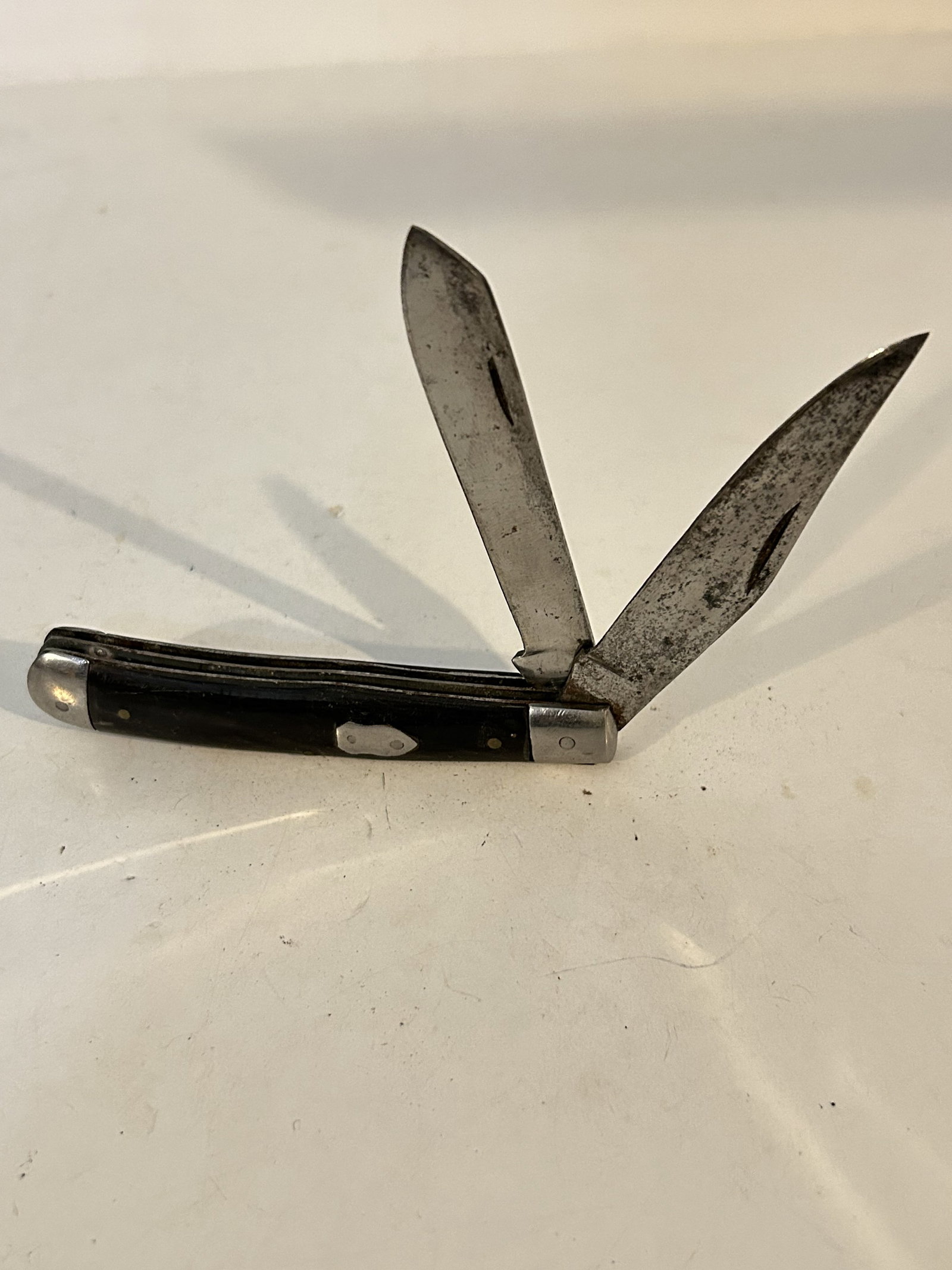 Vintage Pocket Stainless pakistan Knife: Vintage Pocket Stainless pakistan Knife Please view all photos as they are part of the description and condition of this Item, Feel free to contact me with questions or picture requests! Used Item AS 
