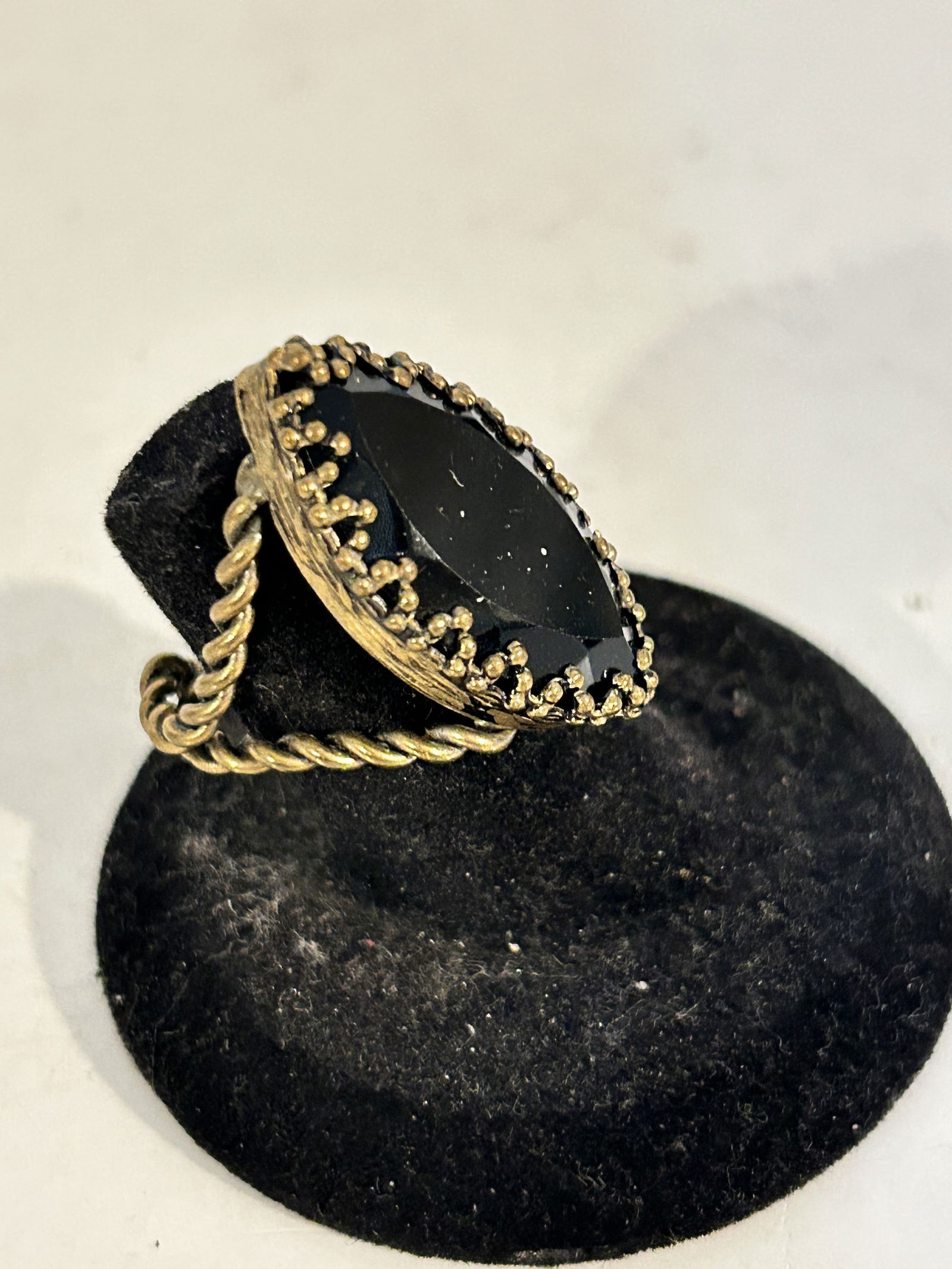 VTG W Germany Filigree Glass Stone Twist Split Shank Ring Brass Adjustable (1 of 5)